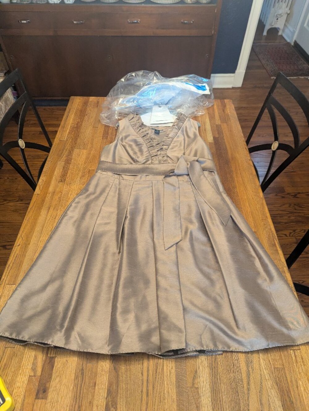 Gorgeous Jessica Howard 16W Brushed Gold Pleated Ruffled Party Dress w Tie Belt